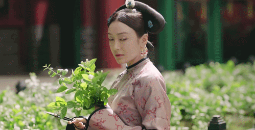 少女人設崩了，這些中年女演員真的沒戲拍了嗎？