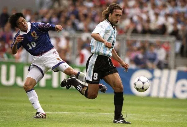 國旗裡沒有藍色元素,日本球衣為什麼選用藍色作為主色調 國旗裡沒有藍色元素,日本球衣為什麼選用藍色作為主色調