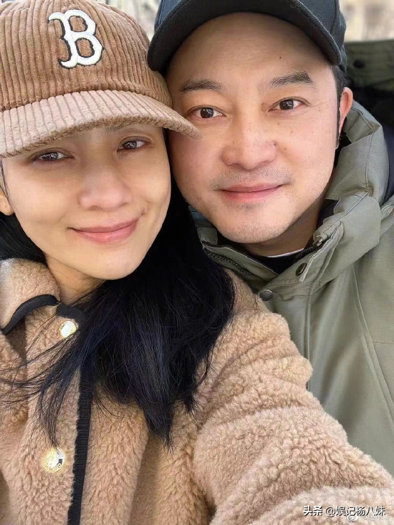 素人妻子更獲寵愛，許魏洲守護4年官宣，岳雲鵬被掌刮還感謝