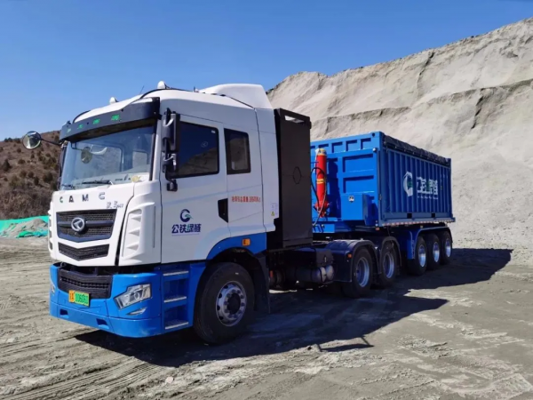 華菱電動牽引車節能環保、高效運營 使用者有口皆碑 華菱電動牽引車節能環保、高效運營 使用者有口皆碑