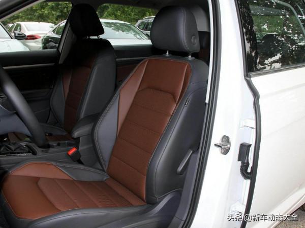 熱門合資高銷量家轎,油耗較低配置不錯空間大,實拍大眾朗逸 熱門合資高銷量家轎,油耗較低配置不錯空間大,實拍大眾朗逸