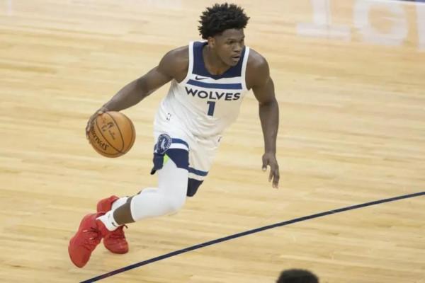 美媒列出了年薪1000-2500萬美元中最好的30名球員,誰的年薪偏高 美媒列出了年薪1000-2500萬美元中最好的30名球員,誰的年薪偏高