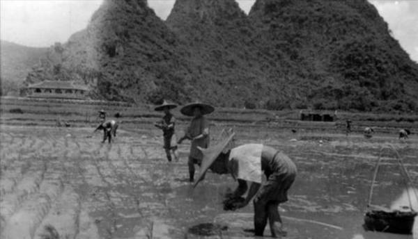 75年鄧小平經過南京，直接找來肖永銀：永銀，你恐怕要離開南京了