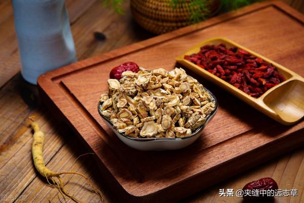 秋燥傷肺?一劑百合固金湯,潤肺養陰,讓你的肺固若金湯 秋燥傷肺?一劑百合固金湯,潤肺養陰,讓你的肺固若金湯