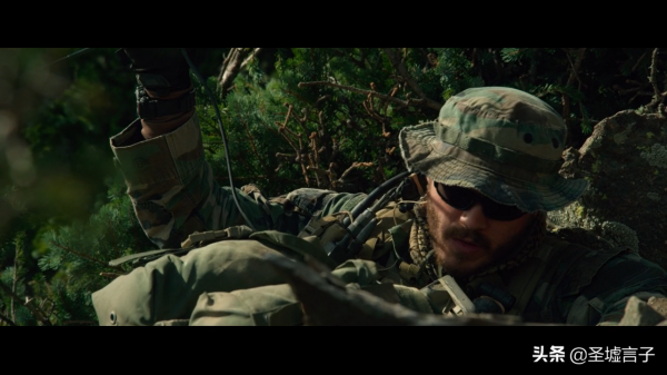 孤獨的倖存者:塔利班圍剿海豹突擊隊,19名精英成員全部犧牲 孤獨的倖存者:塔利班圍剿海豹突擊隊,19名精英成員全部犧牲