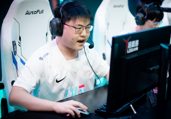 IG抽卡真有一手？小上單zika堪稱&OpenCurlyDoubleQuote;世二剪&rdquo;！以前是biubiu替補