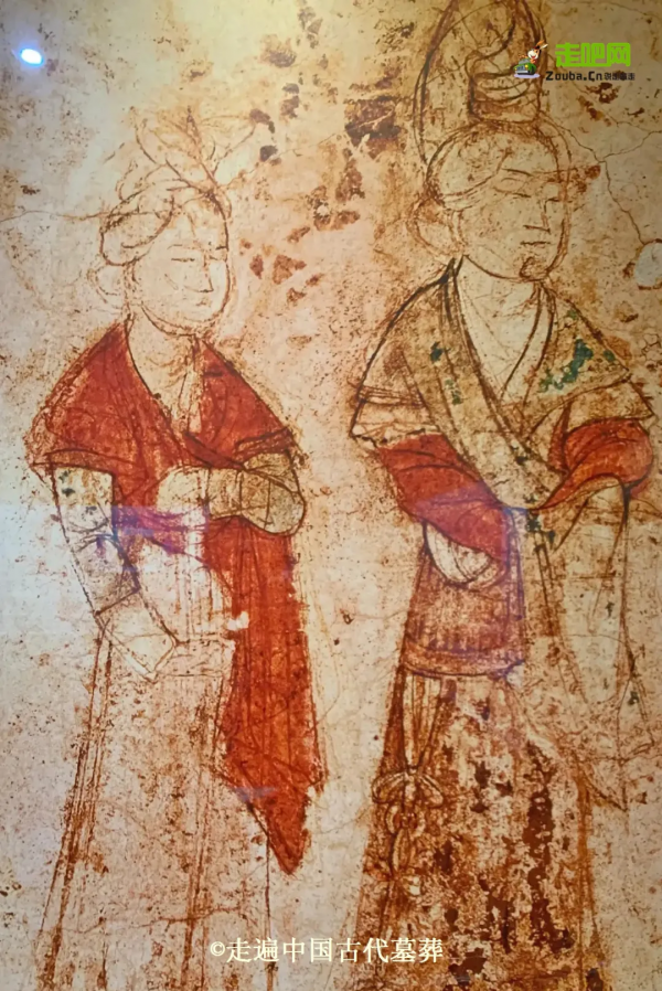 25歲小夥痴迷古代墓葬，1年探訪80多座，立志走遍中國古墓