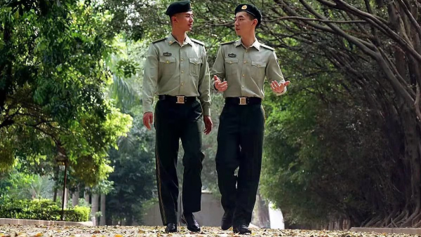 軍校研究生值不值得報考？與地方研究生相比有什麼優點？