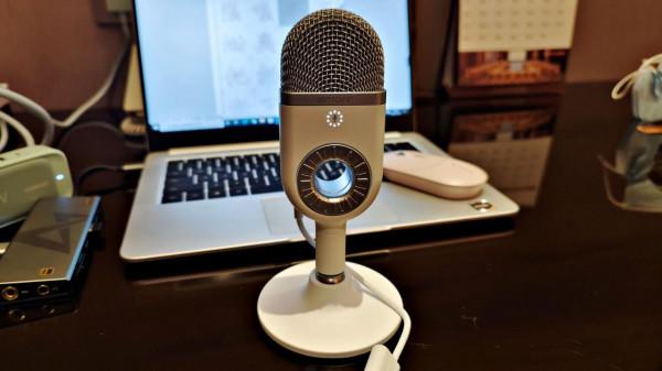 我的桌面1.0分享，美少女的一隅天地