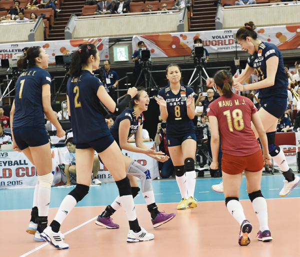 奮鬥四十載 拼搏鑄輝煌——寫在中國女排首奪世界冠軍四十週年之際 奮鬥四十載 拼搏鑄輝煌——寫在中國女排首奪世界冠軍四十週年之際