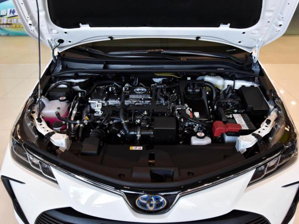 4L油耗三廂合資車，三大件皮實耐用能加92號油，帶你看豐田卡羅拉