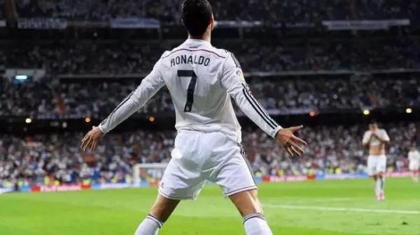 實至名歸!C羅的五次金球獎排名,每次都力挽狂瀾 實至名歸!C羅的五次金球獎排名,每次都力挽狂瀾