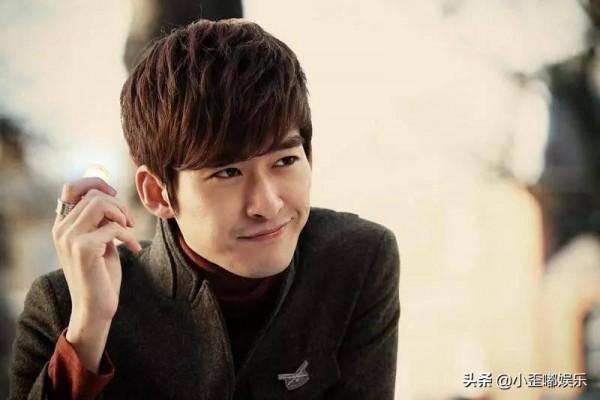 “霸道總裁”別硬演，用力過度又油又土，有人站那就是人間富貴竹