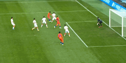 足協盃8強戰-門框難阻進球田鑫宋龍連擊,泰山2-0武漢握先手優勢 足協盃8強戰-門框難阻進球田鑫宋龍連擊,泰山2-0武漢握先手優勢