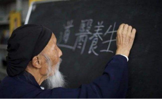 “陸地神仙”張至順，隱居終南山70年，拒絕國外邀請：我是中國人