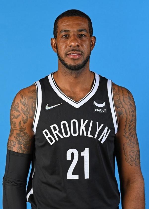 三訊息！戈登最新發聲，阿德表態，美媒給出籃網建議