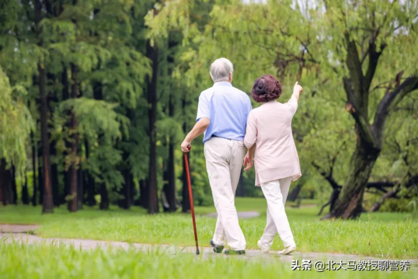 “千金難買老來瘦”?老年人體重應該維持在什麼水平呢? “千金難買老來瘦”?老年人體重應該維持在什麼水平呢?