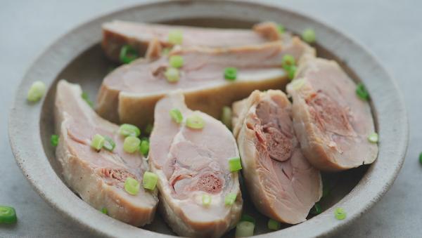 只需鹽和時間，南京名菜鹽水鴨腿零難度