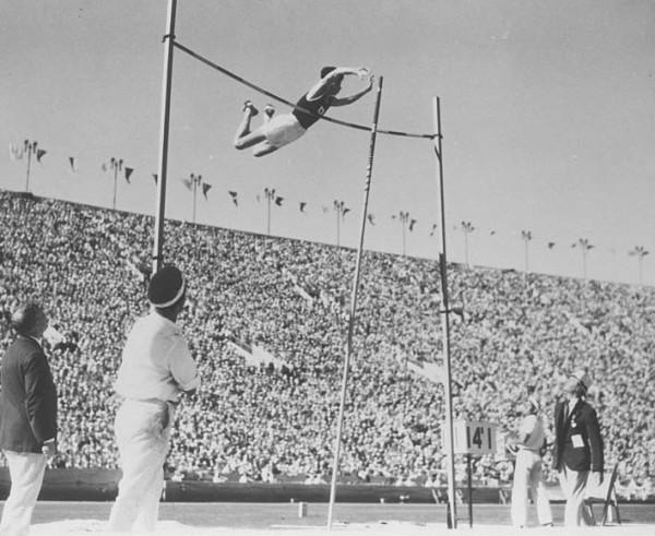 90年前，中國劉長春頂著嘲笑站在奧運賽場：望我後輩遠離這般苦難