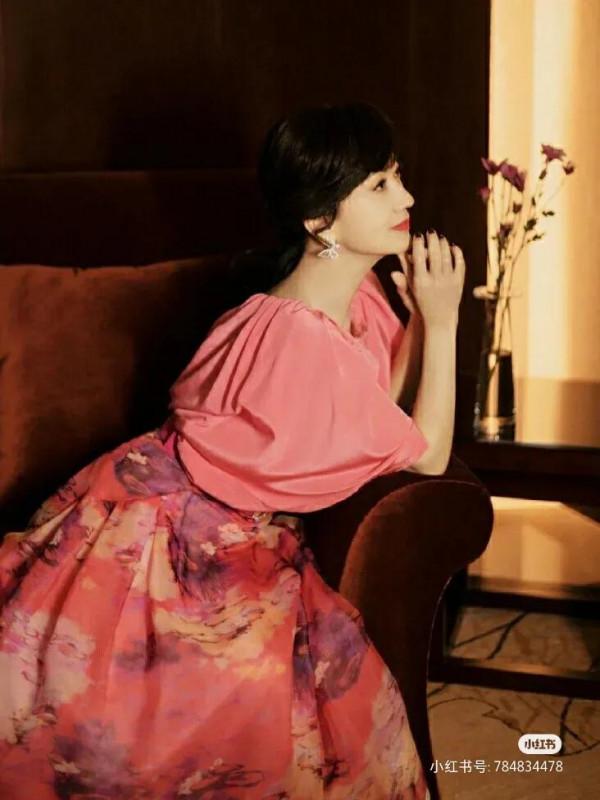 穿衣服顯土,那是配色出了錯,帶你玩轉色彩,讓你時髦又高階 穿衣服顯土,那是配色出了錯,帶你玩轉色彩,讓你時髦又高階