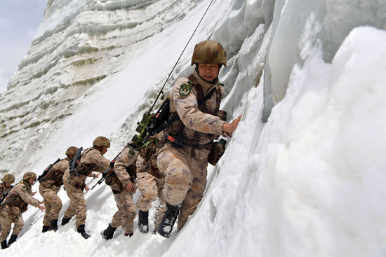 崗巴營，好樣的