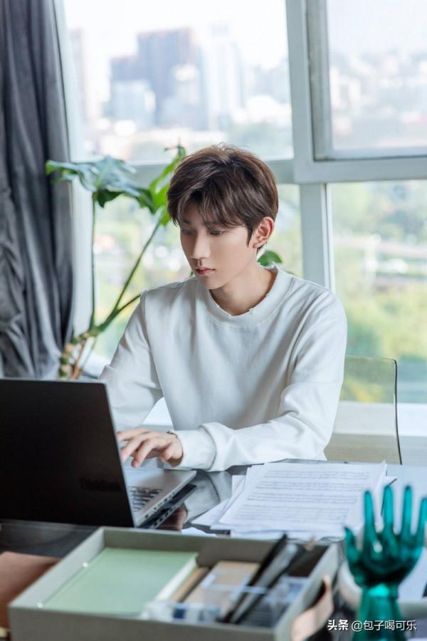 TFBOYS對比三十年前的小虎隊，孰強孰弱一目瞭然吧