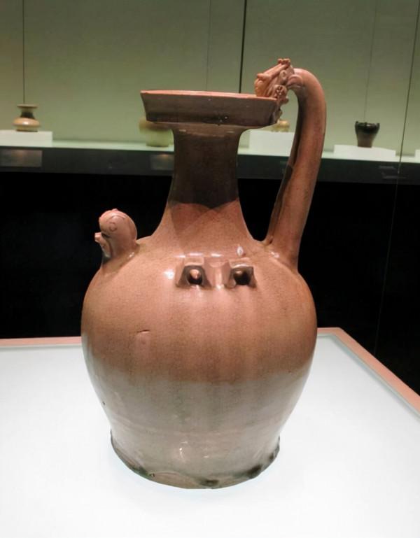 邙山發現皇帝陵墓群，為何卻只出土了45件陪葬品？