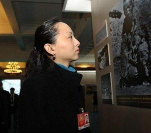 當年，被富商苦追8年的千手觀音聾啞人領舞，如今過得怎麼樣