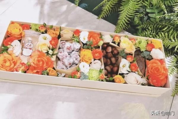 全網流行“入冬四件套”，蜜雪冰城也在推！茶飲店要不要上？