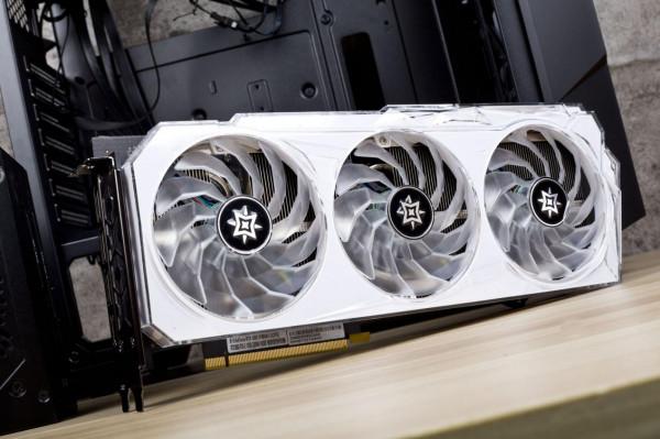 安鈦克NX700推出全新“金剛狼”版本機箱？這暴力美學愛了