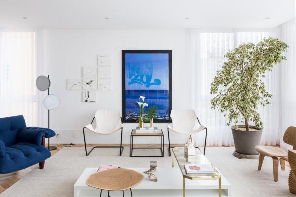 堅持買這套頂樓房,大橫廳打破傳統佈局,沙發放中間有2個客廳了 堅持買這套頂樓房,大橫廳打破傳統佈局,沙發放中間有2個客廳了