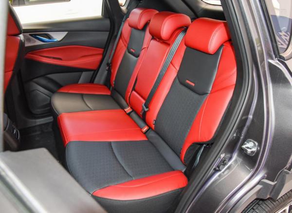 家裡人口少,買輛小型SUV就行,這三款省油、耐用、舒適、空間大 家裡人口少,買輛小型SUV就行,這三款省油、耐用、舒適、空間大