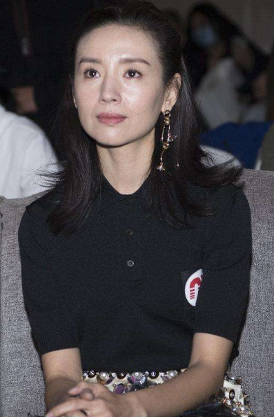 不耐老的3位女星，年輕時貌美如花，一上年紀顏值就老態畢現