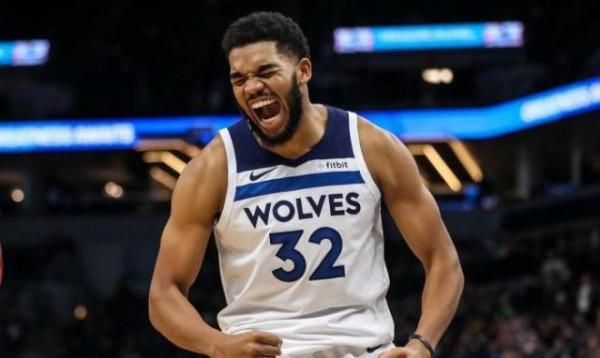 美媒評現役十大中鋒，大帝屈居第二