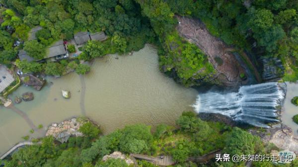 文成新晉5A景區,其核心景區最著名的一個,堪稱“中華第一高瀑” 文成新晉5A景區,其核心景區最著名的一個,堪稱“中華第一高瀑”
