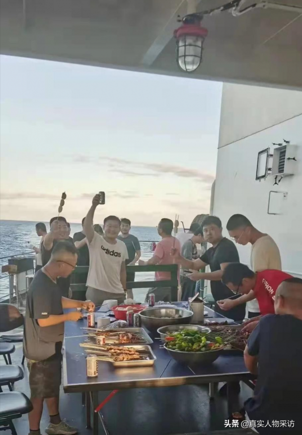 我，80後海員，跑船5年掙了60多萬，上船之前，我哭得撕心裂肺