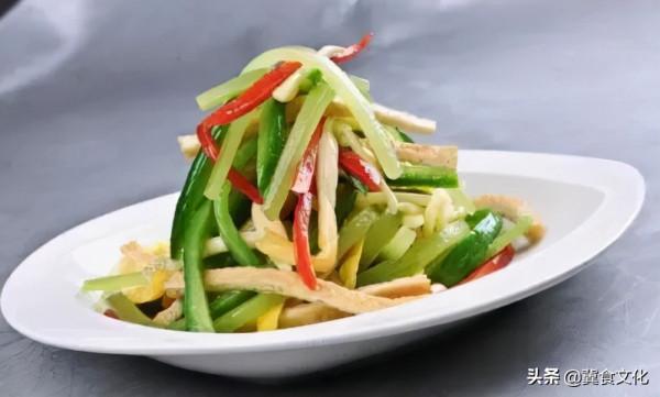 各種經典的小炒做法，讓家常菜豐富多樣