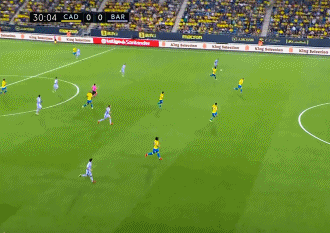 「西甲」德容染紅，巴薩0-0加迪斯平局收場，4戰不敗