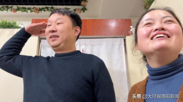 河南2位志願軍老兵到餐館吃飯,老闆主動加菜又免單,臨走還送燒雞和鯉魚 河南2位志願軍老兵到餐館吃飯,老闆主動加菜又免單,臨走還送燒雞和鯉魚