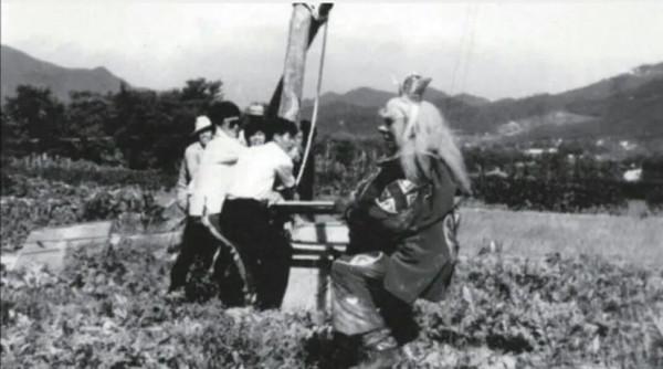 《誤入小雷音》拍攝用了三座廟宇，瓜地擒妖讓妖王曹鐸苦不堪言