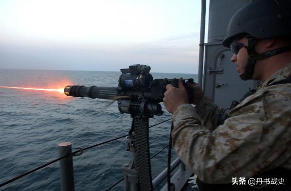 美國M134迷你加特林機槍,縮小版的M61加特林機炮 美國M134迷你加特林機槍,縮小版的M61加特林機炮