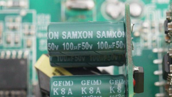 用料豪華，有錢果真可以為所欲為，微軟Xbox Series X主機電源拆解