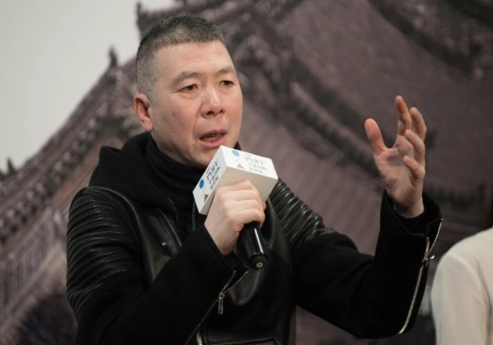 為演饑民拍戲途中餓到昏倒，2年沒吃過大米，張國立為角色不要命