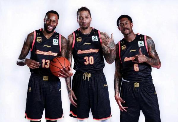 CBA3訊息！廣東隊天才內線首秀，探花秀大爆發，第一外援即將回歸