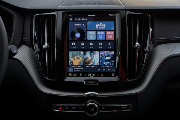 車機系統升級,提升駕駛感受 駕駛2022款沃爾沃XC60 B5四驅 車機系統升級,提升駕駛感受 駕駛2022款沃爾沃XC60 B5四驅