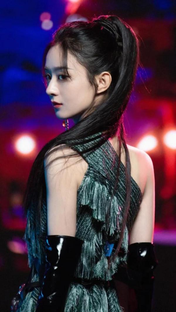 趙麗穎桌布｜每個平凡的女孩的征途都可以是星辰大海