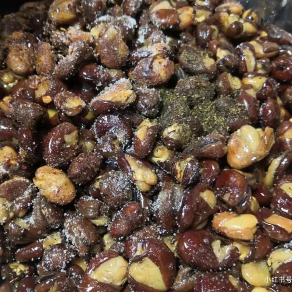 新年必備的零食清單，寓意大吉大利，財源廣進