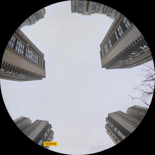 2K直屏旗艦級水桶機 realme真我GT2Pro緞黑測評