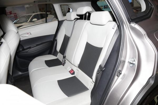 鋒蘭達，造型時尚，搭載2&period;0L&plus;CVT，油耗在同車型中表現也比較可觀