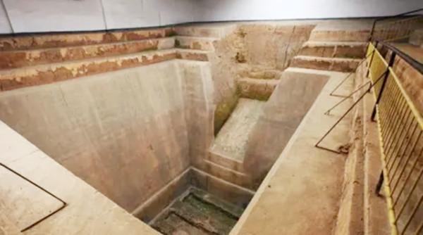 記者故意刁難周總理:為何要用美產鋼筆?他的回答讓記者羞愧 記者故意刁難周總理:為何要用美產鋼筆?他的回答讓記者羞愧